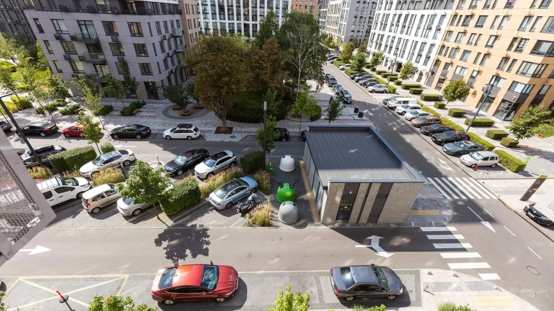 Aparthotel Nyvky Like Home - Файна Таун - Квартира 8 Kyiv